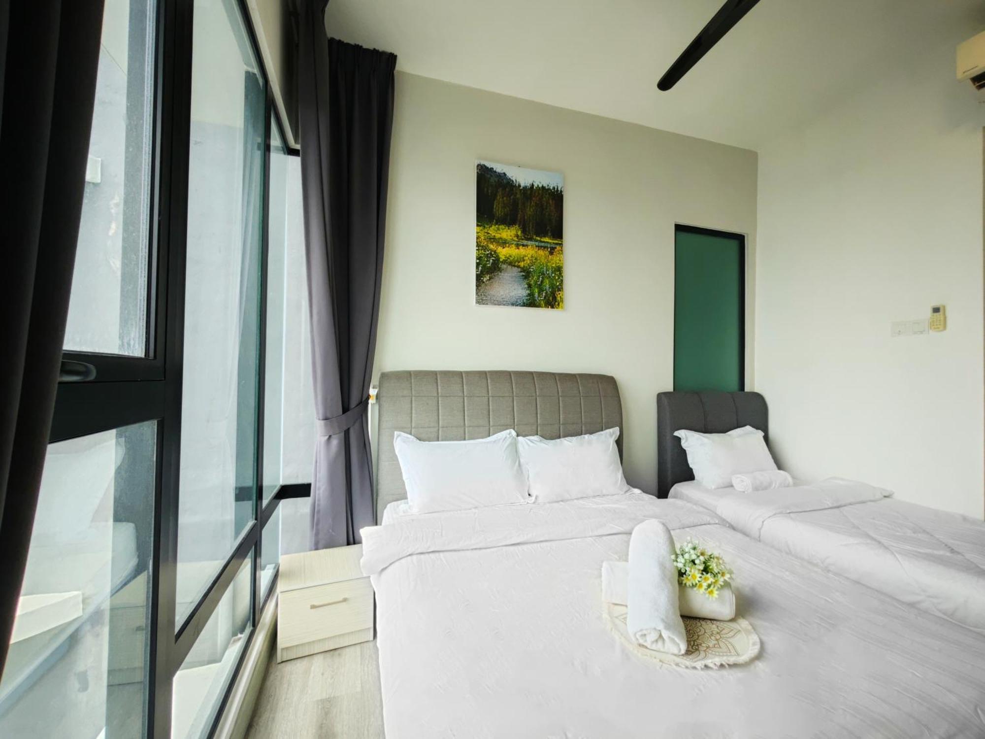 2br Wifi, Mid Valley, Mosaic Southkey, 5-7 Pax, 7 Mins To Ciq Johor Bahru