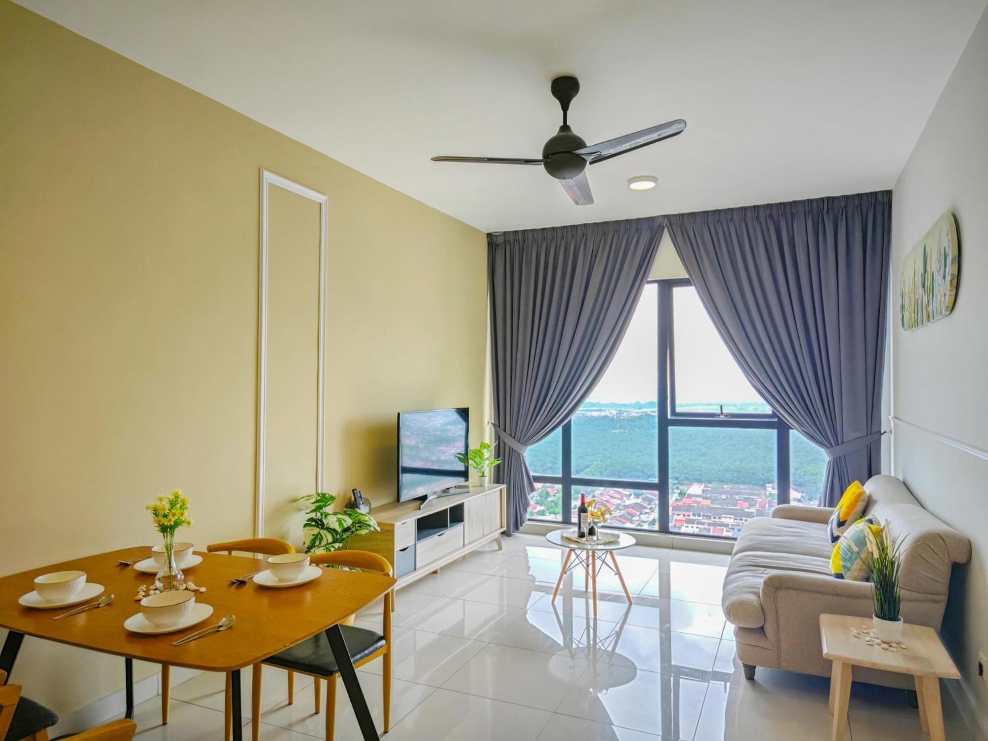 2br Wifi, Mid Valley, Mosaic Southkey, 5-7 Pax, 7 Mins To Ciq Apartment Johor Bahru