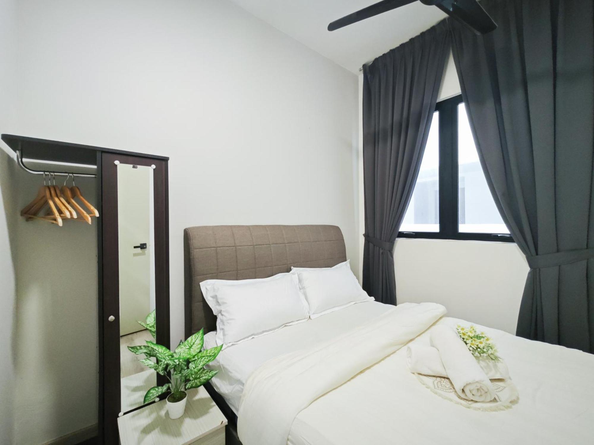 2br Wifi, Mid Valley, Mosaic Southkey, 5-7 Pax, 7 Mins To Ciq Apartment
